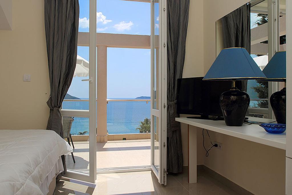 Swiss Residence Montenegro Херцег Нови Екстериор снимка
