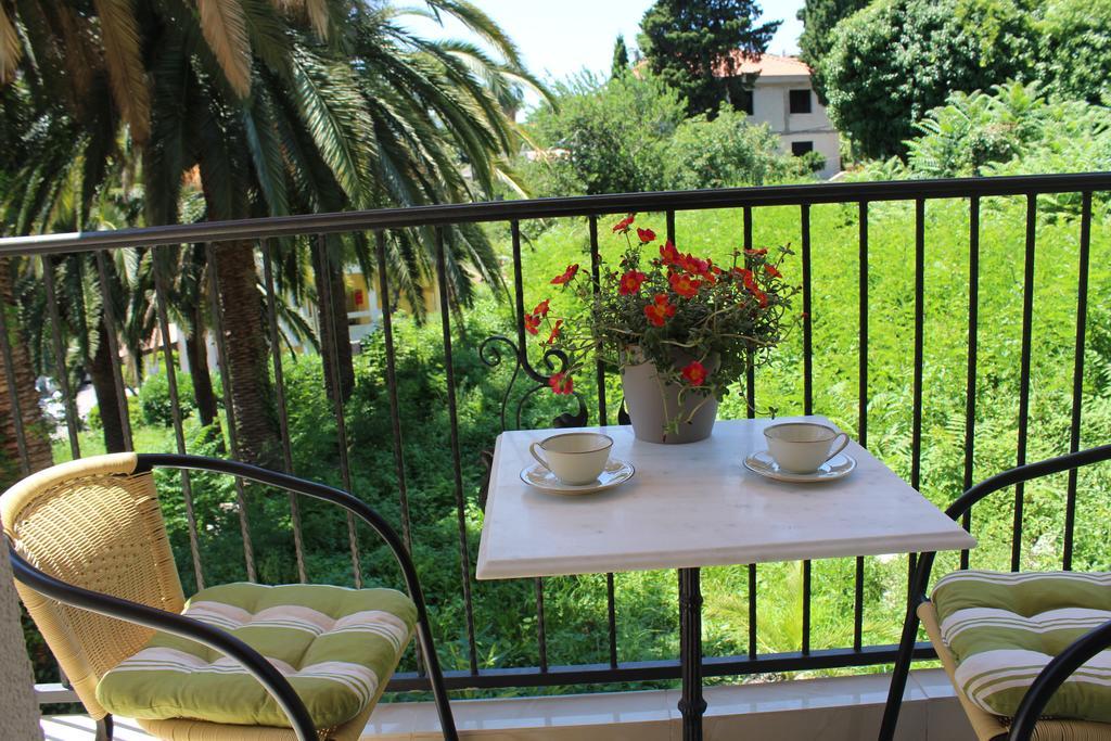 Swiss Residence Montenegro Херцег Нови Екстериор снимка